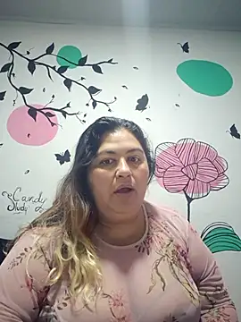 curvy diva  online show from 10.17.25