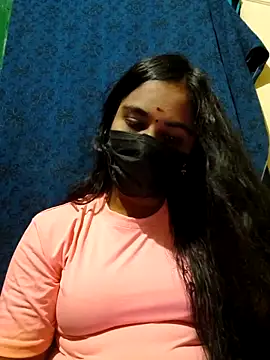 mini-queen online show from 10.05.25