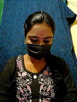 mini-queen online show from 11.01.25