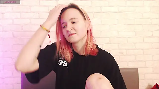 Ericha Stone online show from 02.19.26