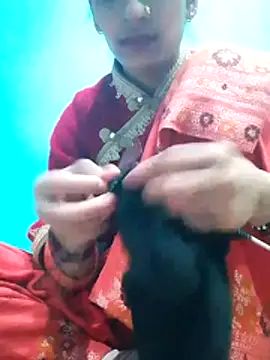 Snapshot of Pahadi_couple chatting on 10.14.25 Pahadi couple online show from 10.14.25