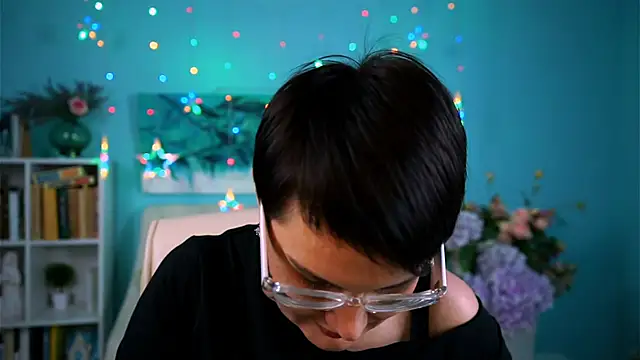 LauraDavidsons online show from 02.28.26