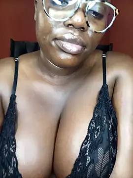 TheSpiceyQueen online show from 02.07.26