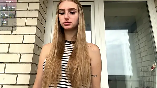 SweetJinny88 online show from 10.12.25