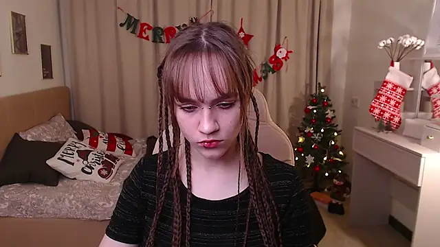 Jamie Chung online show from 12.20.25