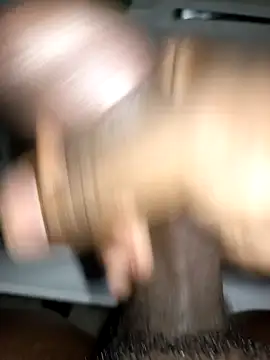 Snapshot of dann201 chatting on 12.04.25 dann201 online show from 12.04.25