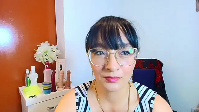 Snapshot of lexy_lunahot chatting on 10.10.25 lexy lunahot online show from 10.10.25