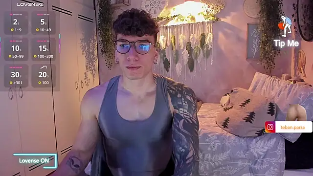 estebandi do online show from 11.30.25