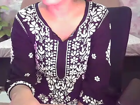 shaalu sharma online show from 10.04.25