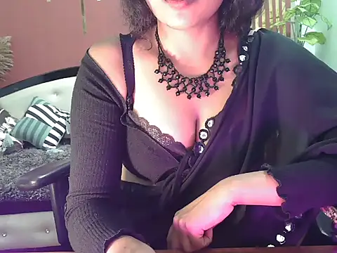 shaalu sharma online show from 11.22.25