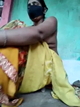 Snapshot of Hansini_Gowda chatting on 02.17.26 Hansini Gowda online show from 02.17.26