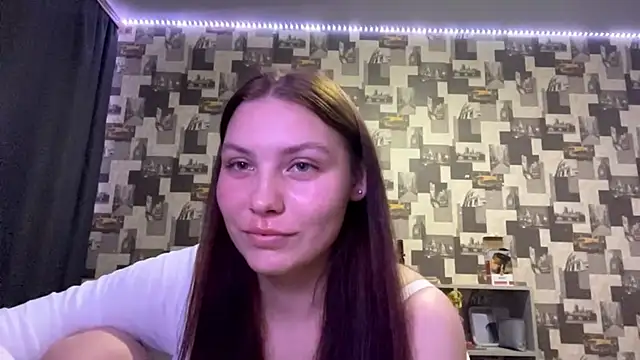 Snapshot of SwiiSweet chatting on 09.12.25 SwiiSweet online show from 09.12.25