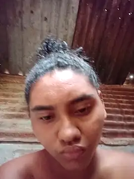 Lucy-Ferr online show from 10.04.25