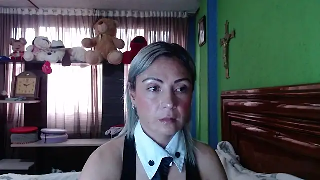 Snapshot of _Charlize_theron_ chatting on 10.07.25 Charlize theron online show from 10.07.25