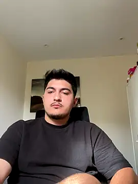 Snapshot of mixedcouplee69 chatting on 09.15.25 mixedcouplee69 online show from 09.15.25