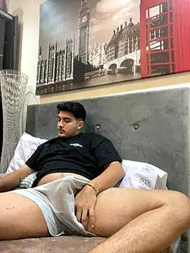 Snapshot of mixedcouplee69 chatting on 10.30.25 mixedcouplee69 online show from 10.30.25