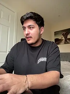 Snapshot of mixedcouplee69 chatting on 03.16.26 mixedcouplee69 online show from 03.16.26