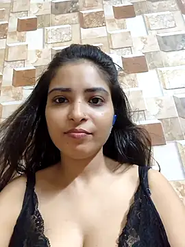 QUEEN-ADITI online show from 10.02.25
