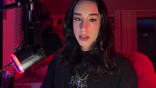 xoFrankie online show from 04.17.26