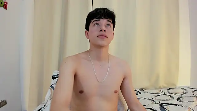 Snapshot of mrhot_night chatting on 11.13.25 mrhot night online show from 11.13.25