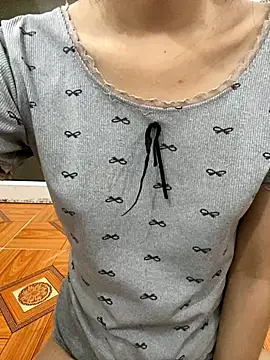 Mochi21 online show from 09.10.25