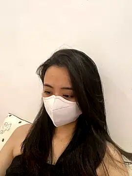 Mochi21 online show from 10.13.25