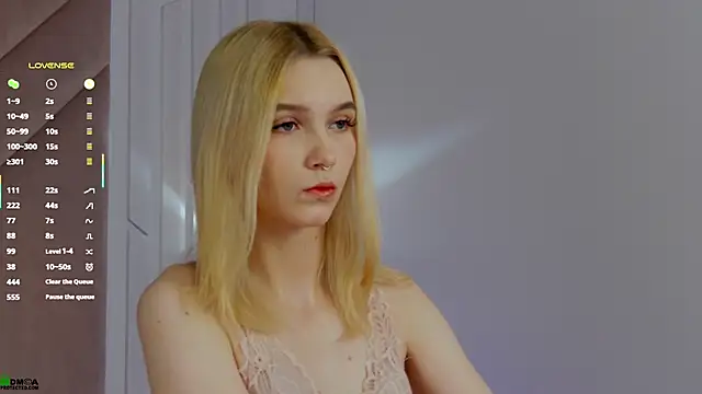 SaraHearts online show from 10.09.25