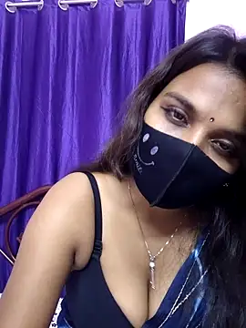 Snapshot of cutie_pei002 chatting on 11.25.25 cutie pei002 online show from 11.25.25