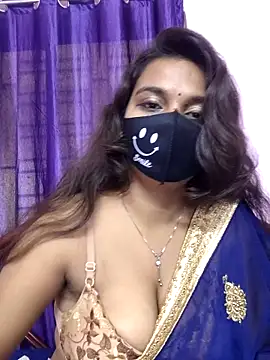 Snapshot of cutie_pei002 chatting on 12.17.25 cutie pei002 online show from 12.17.25