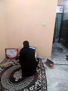 Snapshot of meenu_bhabhi547 chatting on 02.08.26 meenu bhabhi547 online show from 02.08.26