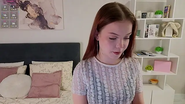 Snapshot of IsabellLongin chatting on 11.05.25 IsabellLongin online show from 11.05.25