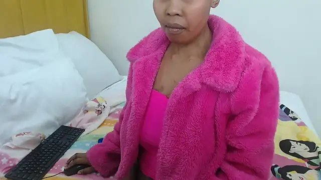 Bella 2025 online show from 12.01.25