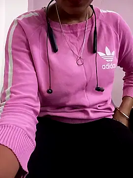 Snapshot of Rekha_89 chatting on 10.11.25 Rekha 89 online show from 10.11.25