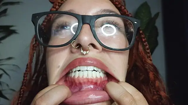 bri von dhara   online show from 03.27.26