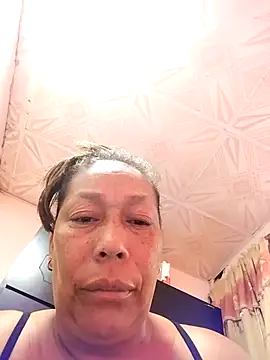 Naomi-Mature online show from 11.04.25