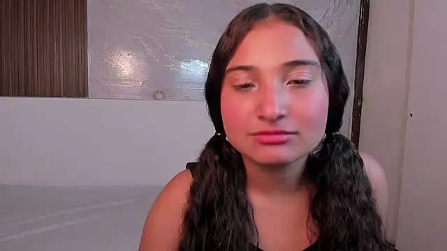 BellaSky4 online show from 10.04.25