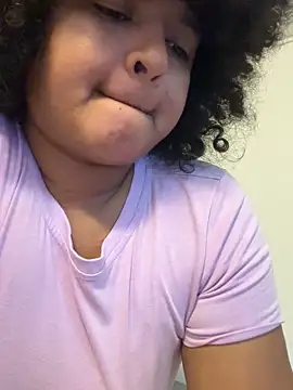 Snapshot of Rizos_hot_official chatting on 11.15.25 Rizos hot official online show from 11.15.25