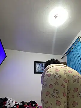 Snapshot of Rizos_hot_official chatting on 11.20.25 Rizos hot official online show from 11.20.25