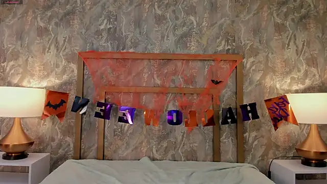 DannaBelucci online show from 10.30.25