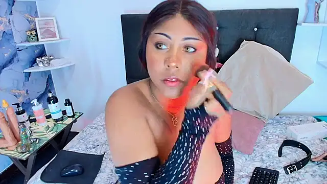 Snapshot of AngelThroatt chatting on 09.16.25 AngelThroatt online show from 09.16.25