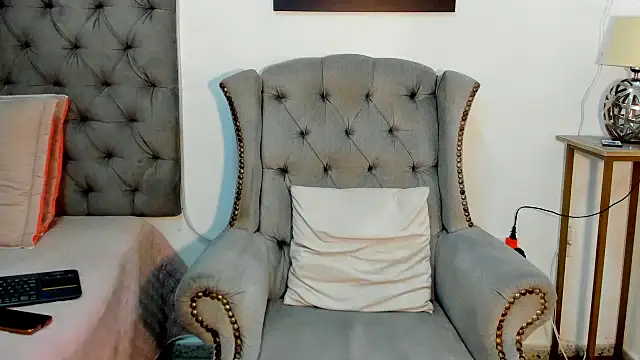 nahiroby ebony online show from 10.02.25