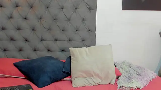nahiroby ebony online show from 05.19.26