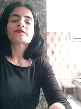 Gecenin Kralicesi online show from 03.04.26