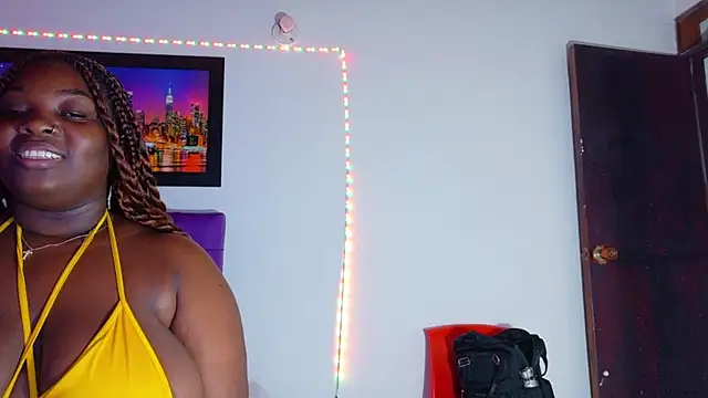 ebony NeighborMoans online show from 11.13.25