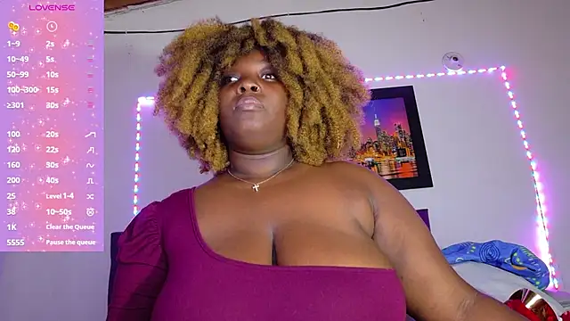 ebony NeighborMoans online show from 02.24.26