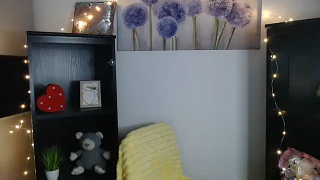 JuiceLips   online show from 11.20.25