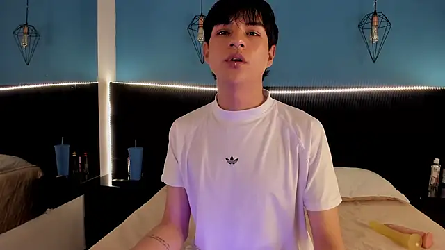 AleAurarashi online show from 09.27.25