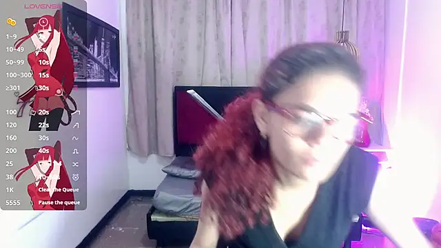 Snapshot of luisa__torres chatting on 07.21.26 luisa torres online show from 07.21.26