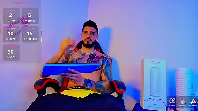 Snapshot of amodeus_bael_ chatting on 10.17.25 amodeus bael online show from 10.17.25