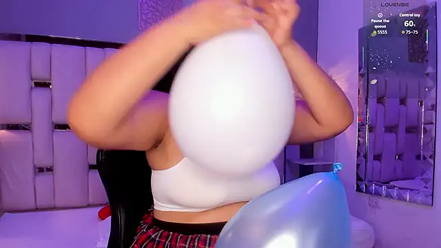 BBWCloe  online show from 09.21.25